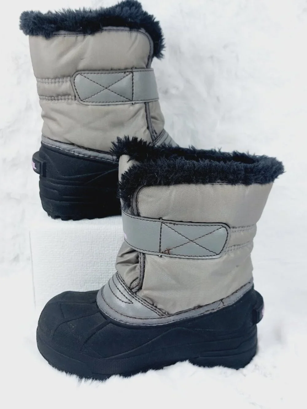 Sorel Girl's Gray Black Snow Commander Faux Fur Ankle Winter Boots Size 11